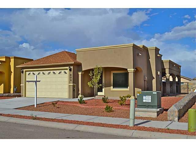 804 Desert Sky Dr, Horizon City, TX 79928 - photo 1