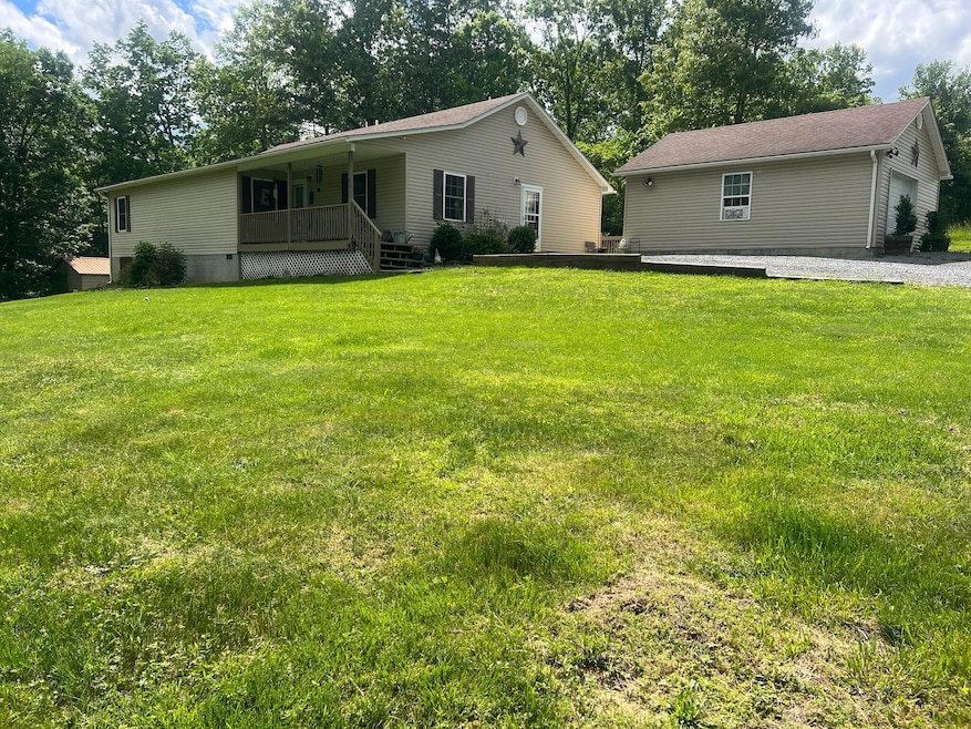 1696 Stone House Rd, Caldwell, WV 24925 - photo 1