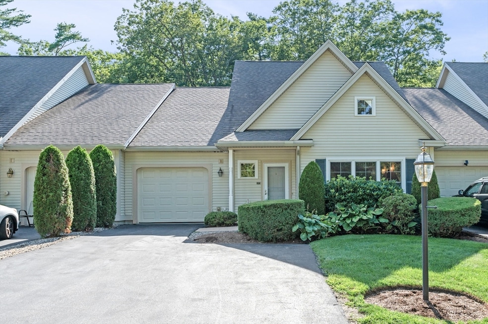 Windgate at Salisbury unit C4, Salisbury, MA 01952 - photo 1