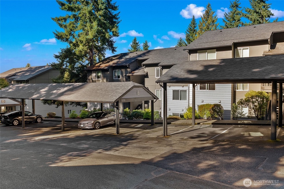 12719 NE 116th St unit E302, Kirkland, WA 98034 - photo 1
