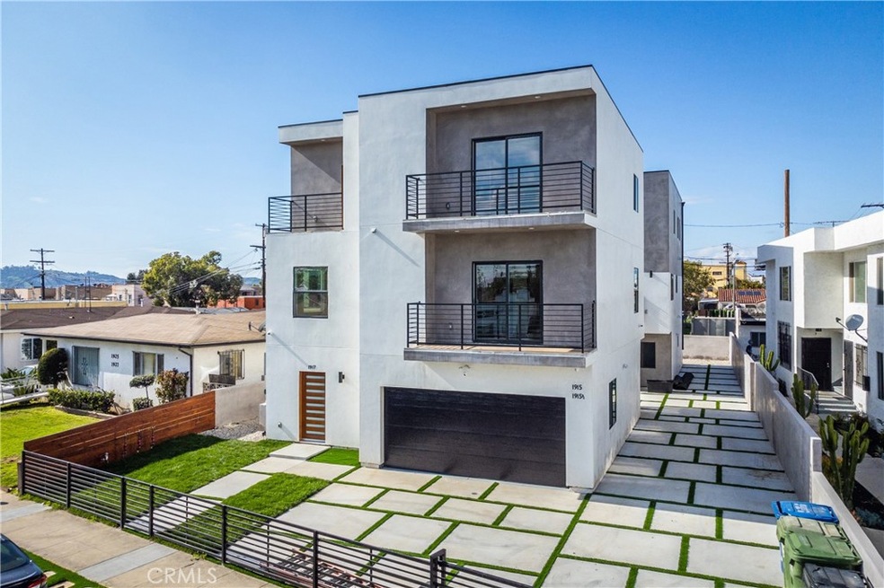 1915 S Palm Grove Ave, Los Angeles, CA 90016 - photo 1