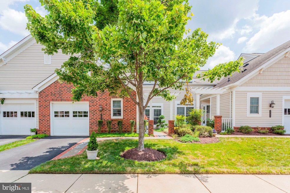 8967 Fascination Ct, Lorton, VA 22079 - photo 1