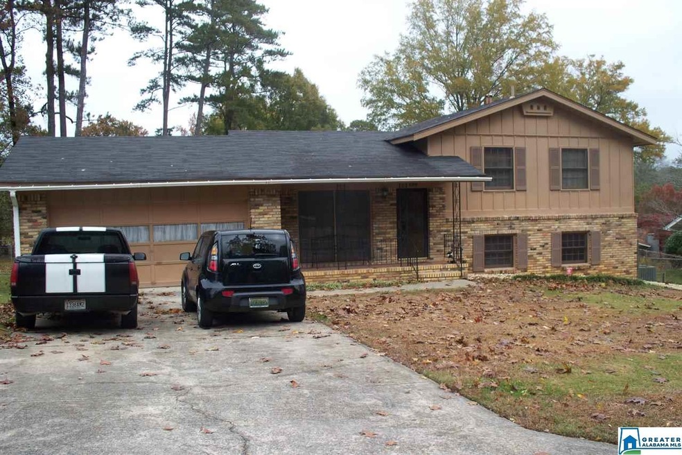 439 Argonne Dr NE, Center Point, AL 35215 - photo 1