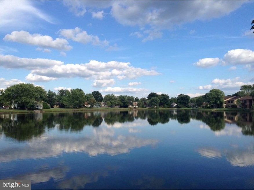 19B E Daisy Ln unit B, Mount Laurel, NJ 08054 - photo 1