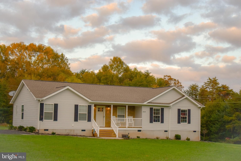 29157 Quarter Moon Ln, Rhoadesville, VA 22542 - photo 1