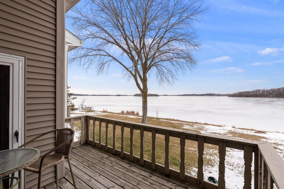 Gorgeous Lake Views
