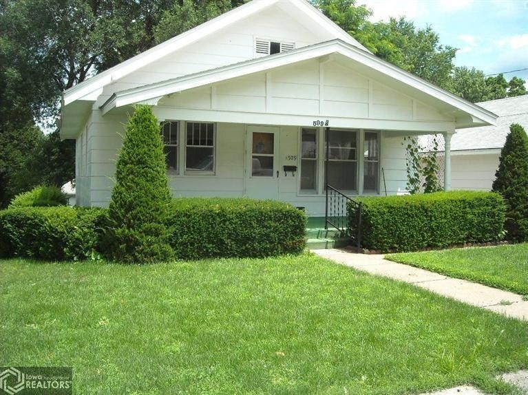 509 Fliesbach Ct, Shenandoah, IA 51601 - photo 1