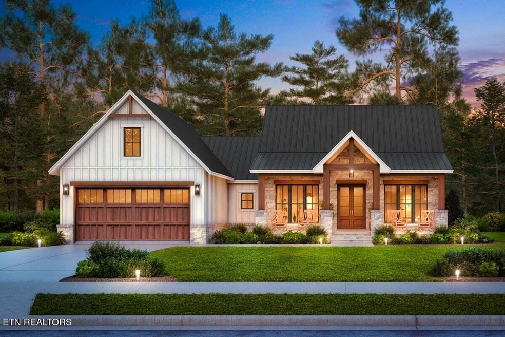 51965HZ-hill-country-farmhouse-exterior-