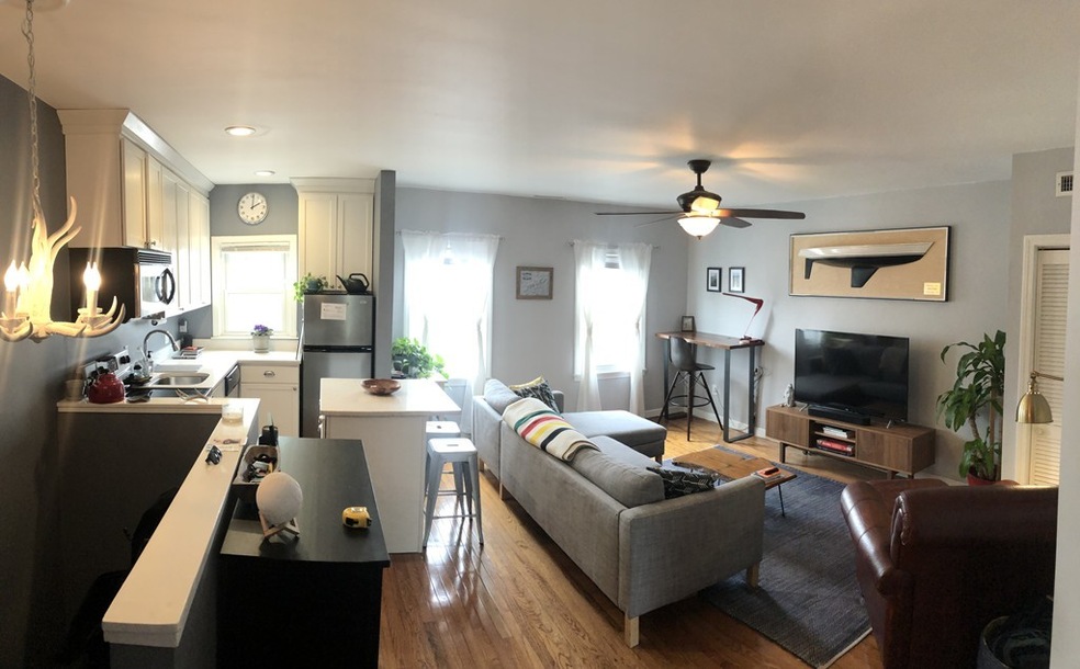 136 D St unit 3, Boston, MA 02127 - photo 1