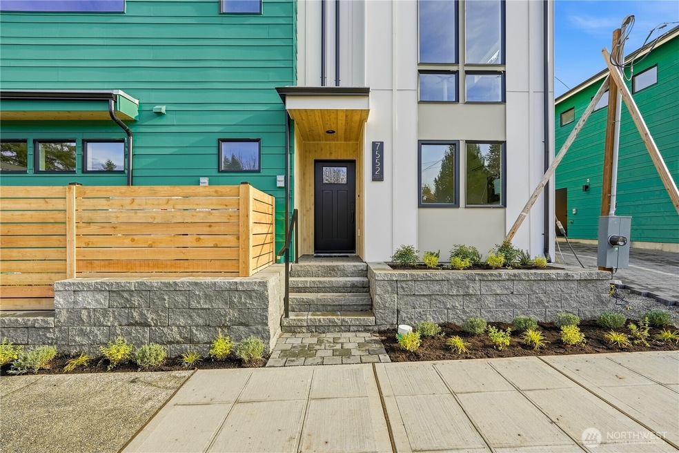 7552 39th Ave SW, Seattle, WA 98136 - photo 1
