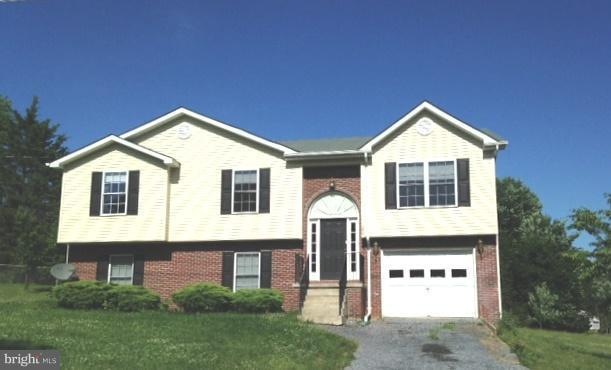 207 Ridgefield Ave, Stephens City, VA 22655 - photo 1