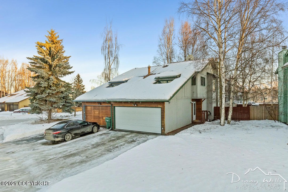 Exterior Front-20210119-3955