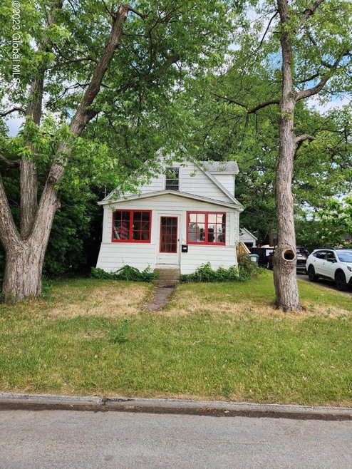 2736 Pauline Ave, Schenectady, NY 12306 - photo 1