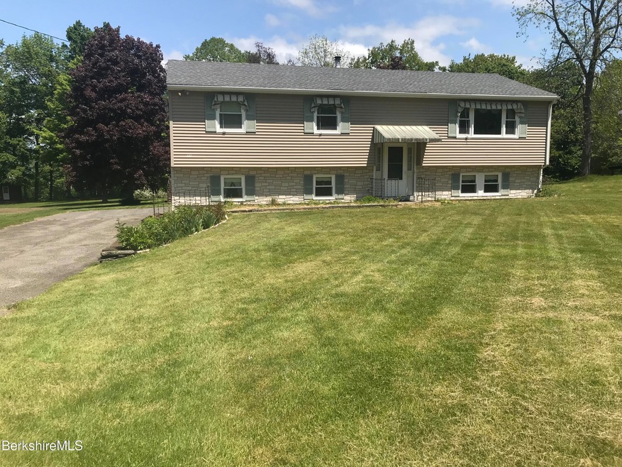 3 bedroom, 3 baths finished basement