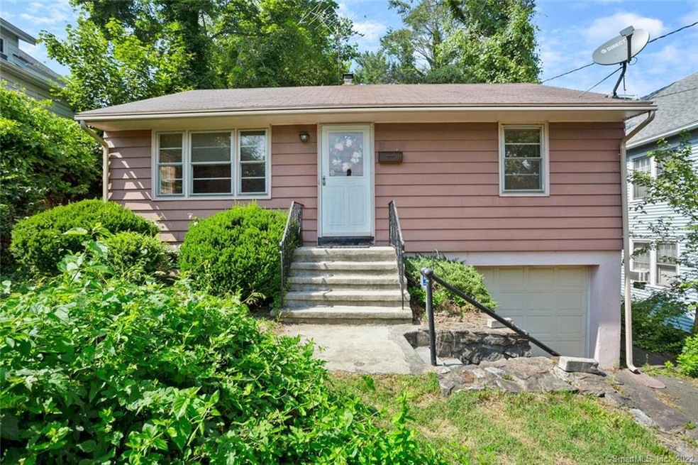 71 Plymouth Rd, Stamford, CT 06906 - photo 1