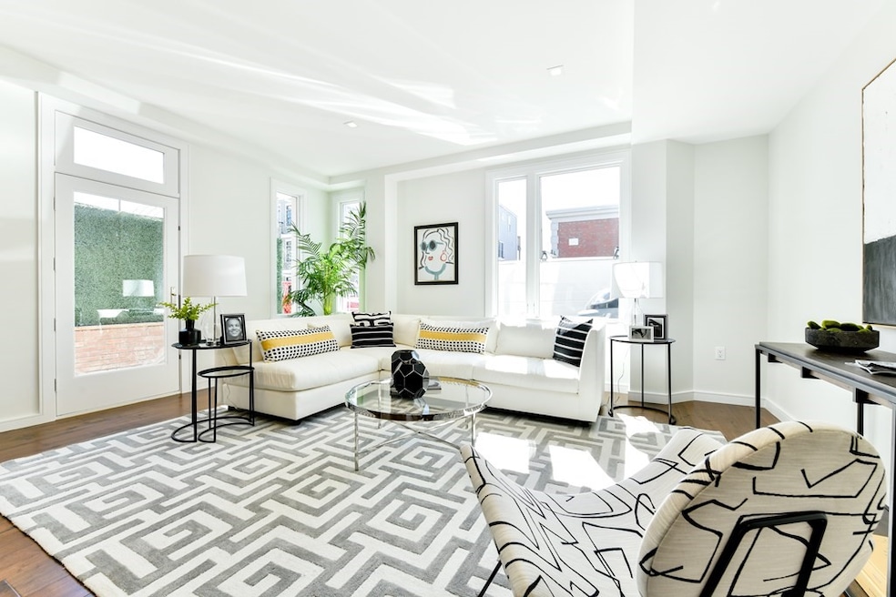 812 E 6th St unit 14, Boston, MA 02127 - photo 1