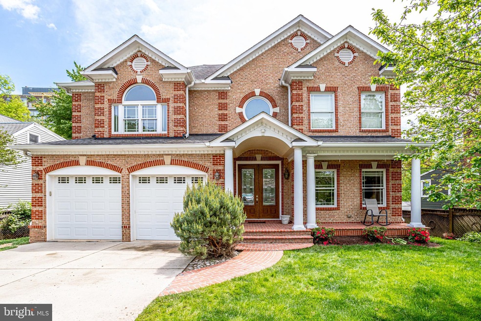 111 S Lee St, Falls Church, VA 22046 - photo 1