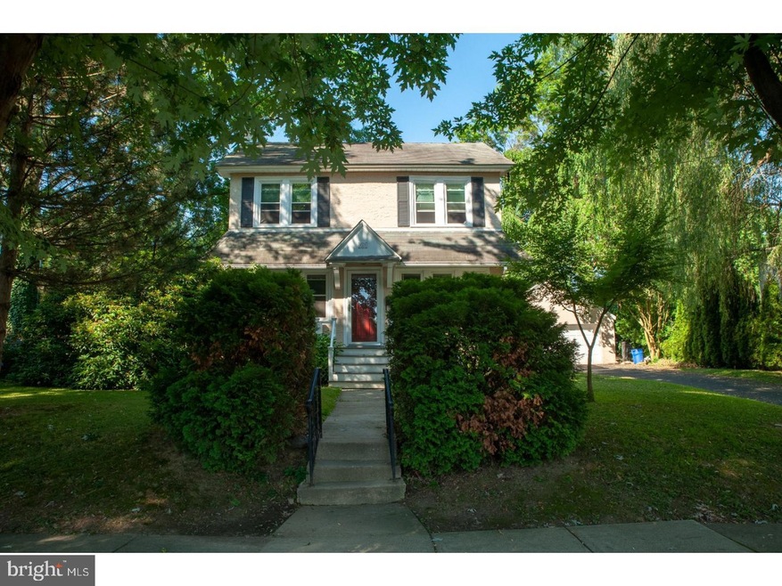 911 Agnes Ave, Morton, PA 19070 - photo 1