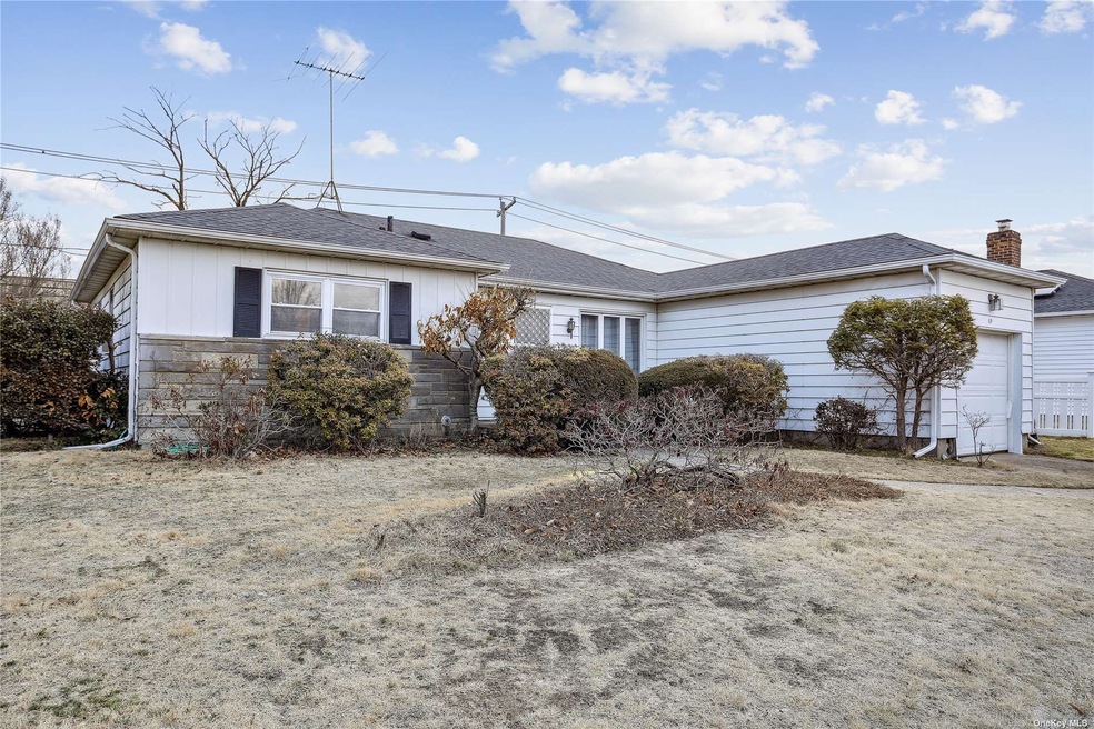 69 Joseph St, New Hyde Park, NY 11040 - photo 1