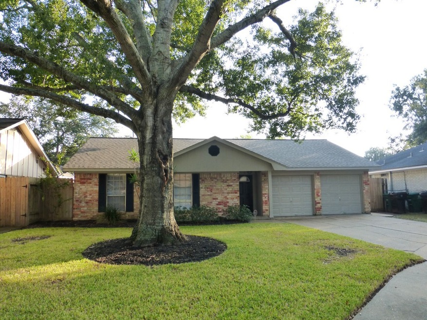 6015 Weeping Willow Rd, Houston, TX 77092 - photo 1