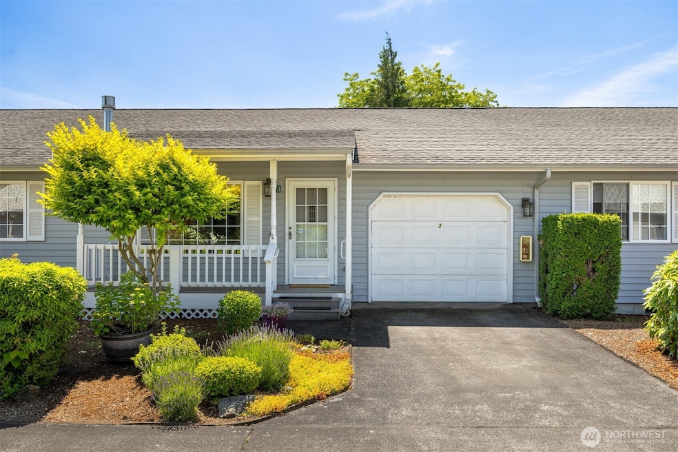 312 W 2nd St unit 3, Nooksack, WA 98247 - photo 1