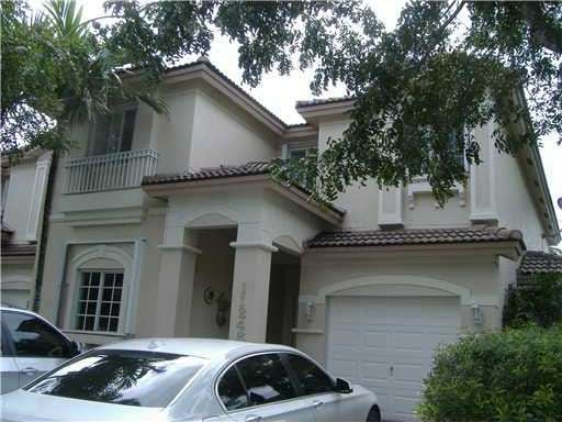 11248 NW 73rd St, Doral, FL 33178 - photo 1
