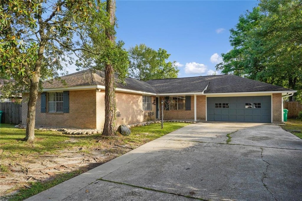 1509 Maplewood Dr, Slidell, LA 70458 - photo 1