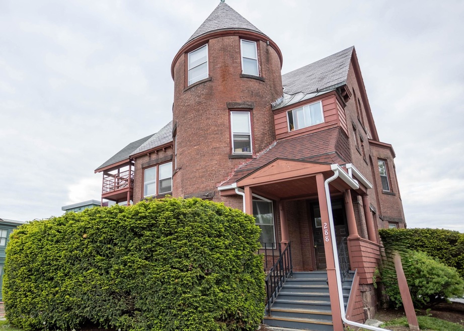 288 Main St unit 18B, Burlington, VT 05401 - photo 1