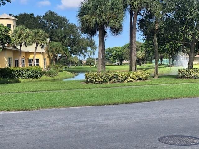 218 Meadows Cir unit 218, Boynton Beach, FL 33436 - photo 1