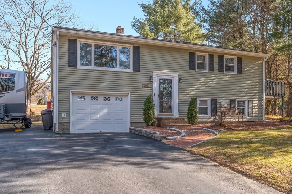 106 Meadow Rd, Spencer, MA 01562 - photo 1