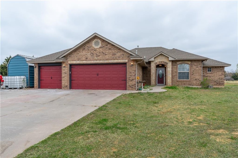 3151 Grandaughter Ln, Harrah, OK 73045 - photo 1