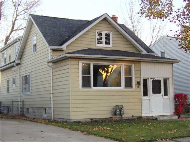 Exterior Front. Welcome to this wonderfully mainta