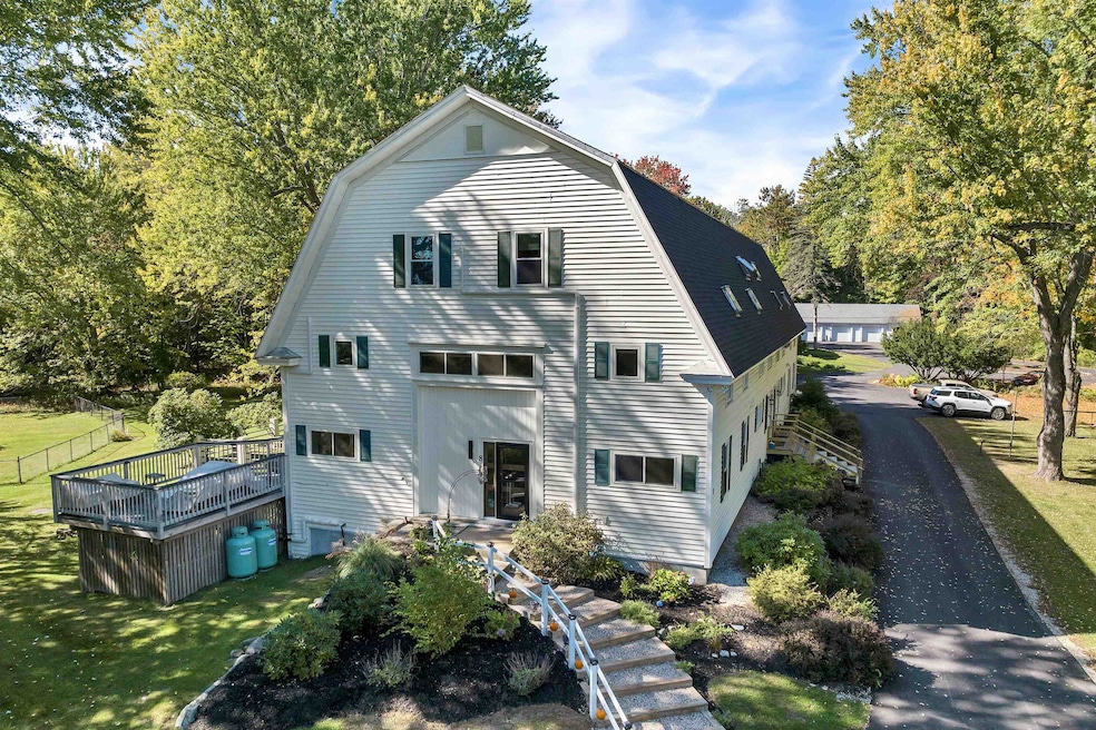 2 Farm House Ln unit 7, Wolfeboro, NH 03894 - photo 1