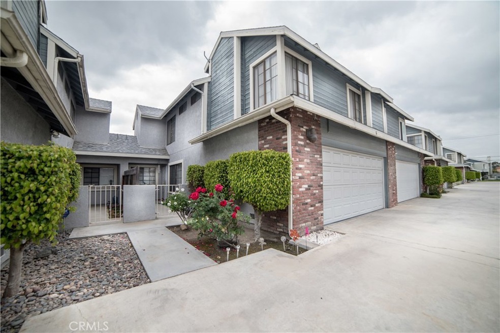 9244 Ramona St unit 5, Bellflower, CA 90706 - photo 1