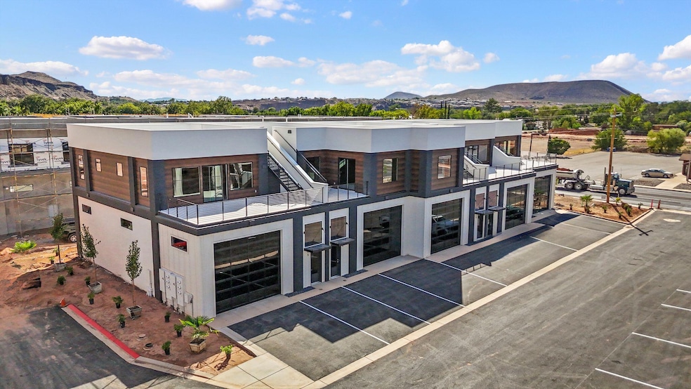 80 W Center St unit 13, La Verkin, UT 84745 - photo 1