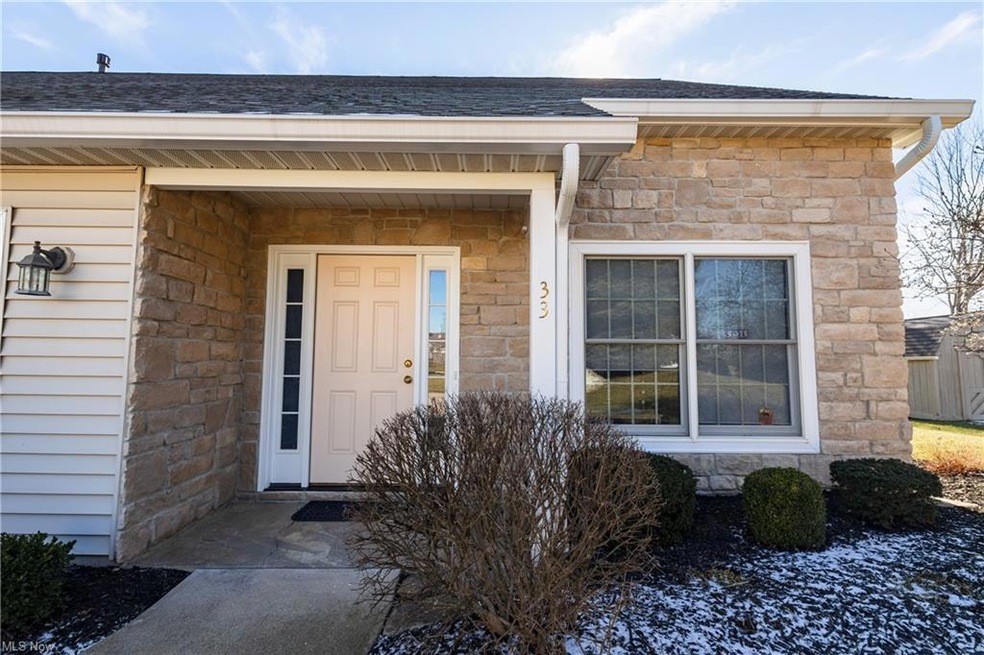 33 Canterbury Cir unit 26, Oberlin, OH 44074 - photo 1