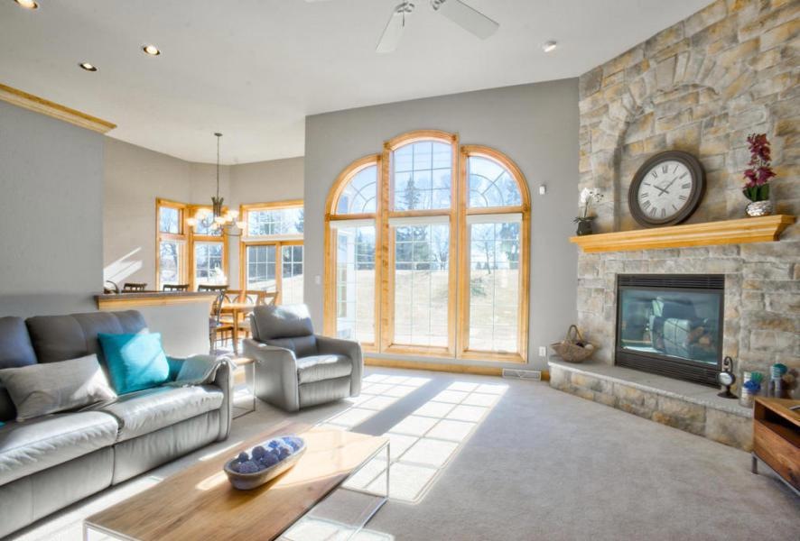 N64W13233 Crestwood Dr, Menomonee Falls, WI 53051 - photo 1