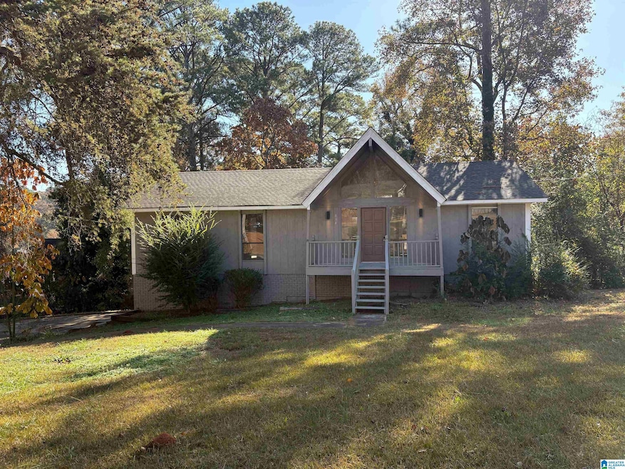 834 Torrey Pines Cir, Birmingham, AL 35215 - photo 1