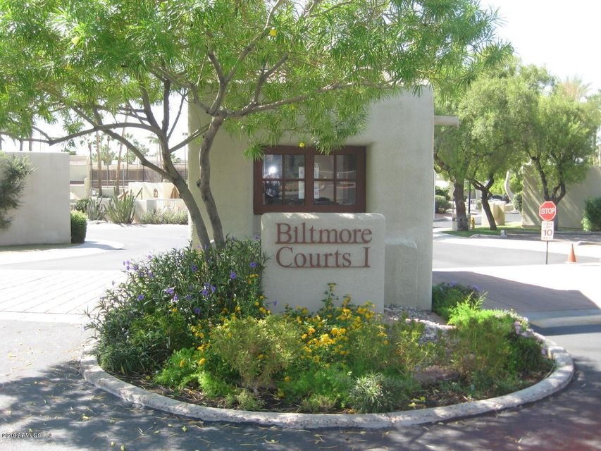 GUARD GATE AT BILTMORE COURTS
