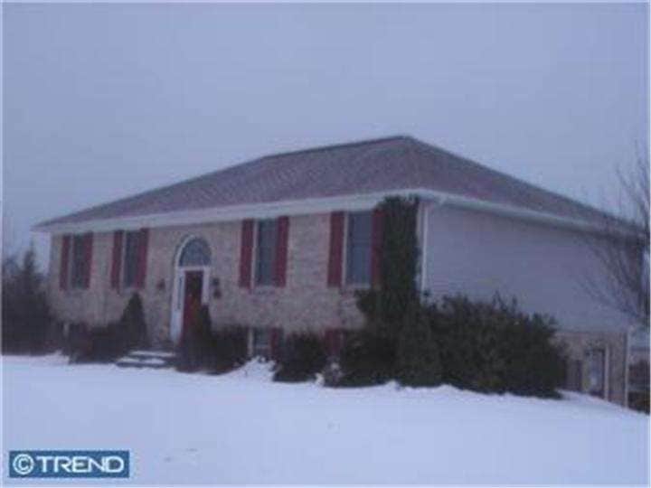 113 Honora Dr, Bear, DE 19701 - photo 1