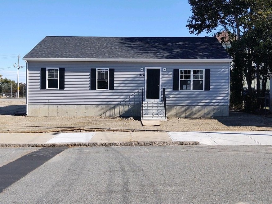 364 Manchester St, Fall River, MA 02721 - photo 1