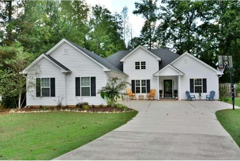 Exterior Front. Gorgeous ranch in quiet Jefferson 