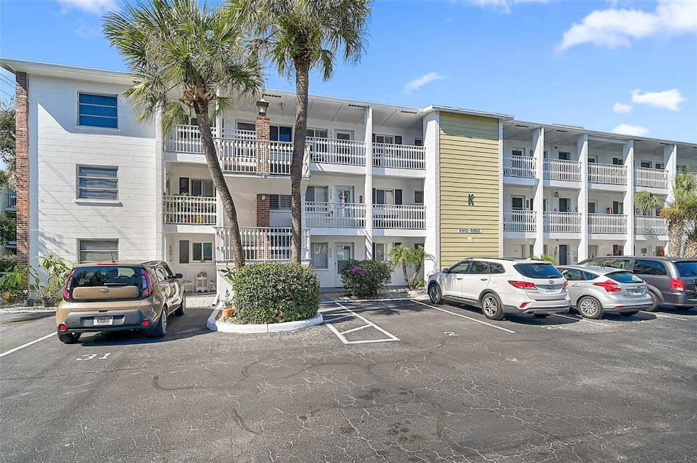 5940 Easy St unit K31, Bradenton, FL 34207 - photo 1