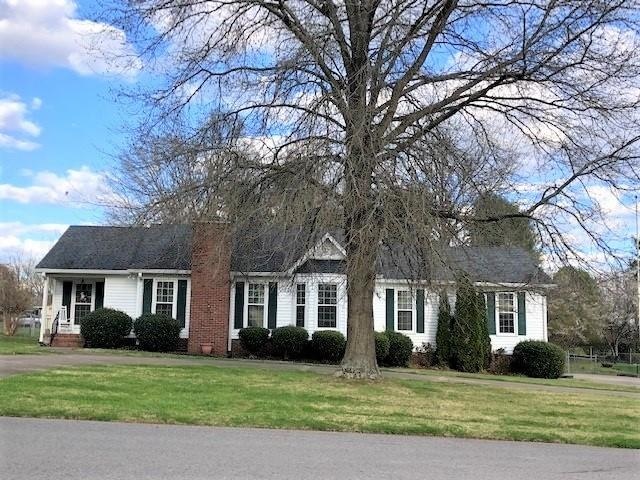 110 Northwood Ave, Shelbyville, TN 37160 - photo 1