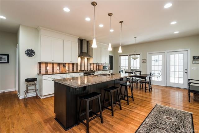 Gorgeous completely remodeled kitchen.