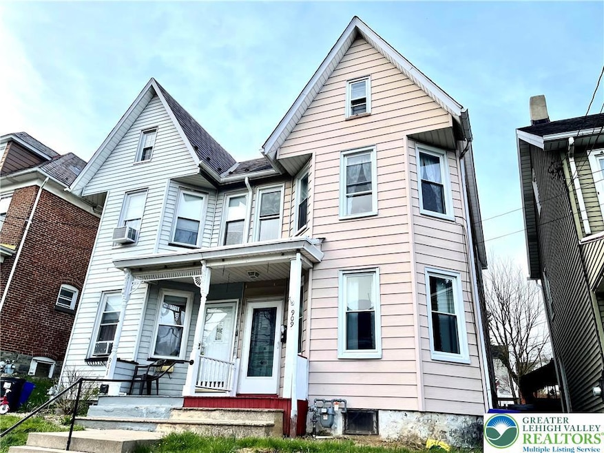 909 Bushkill St, Easton, PA 18042 - photo 1