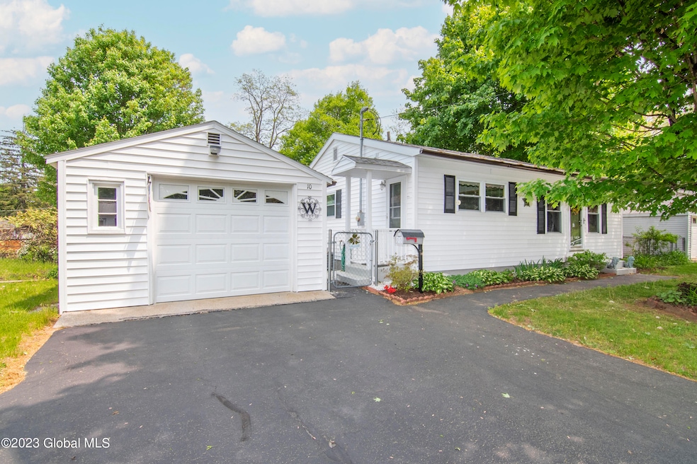 10 Meadow Ln, Ballston Spa, NY 12020 - photo 1