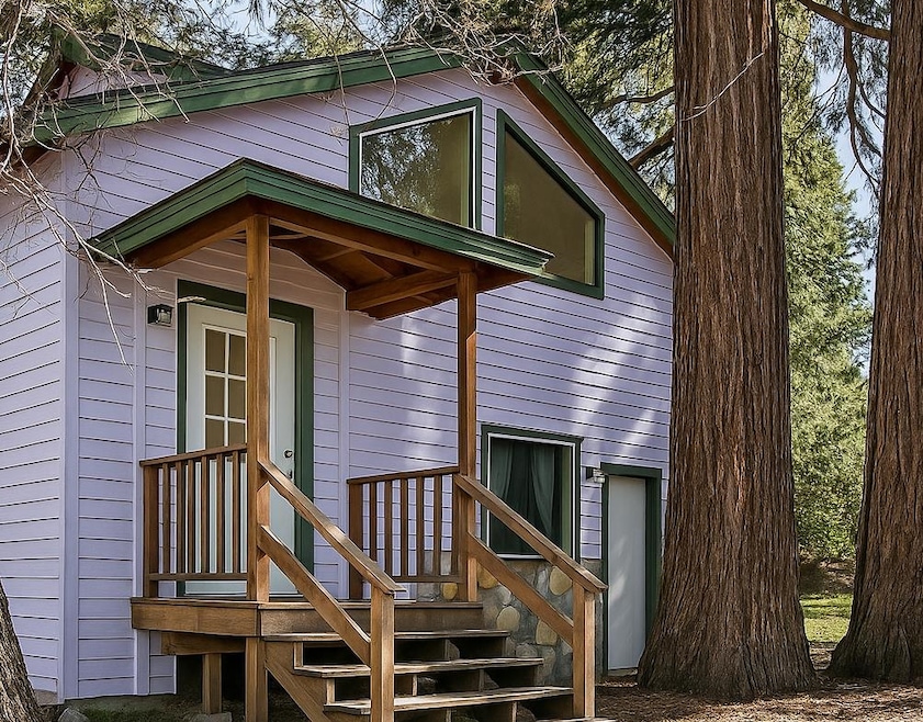 301 Perry St, Mount Shasta, CA 96067 - photo 1