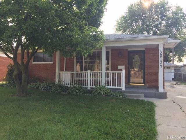 30124 Calahan Rd, Roseville, MI 48066 - photo 1