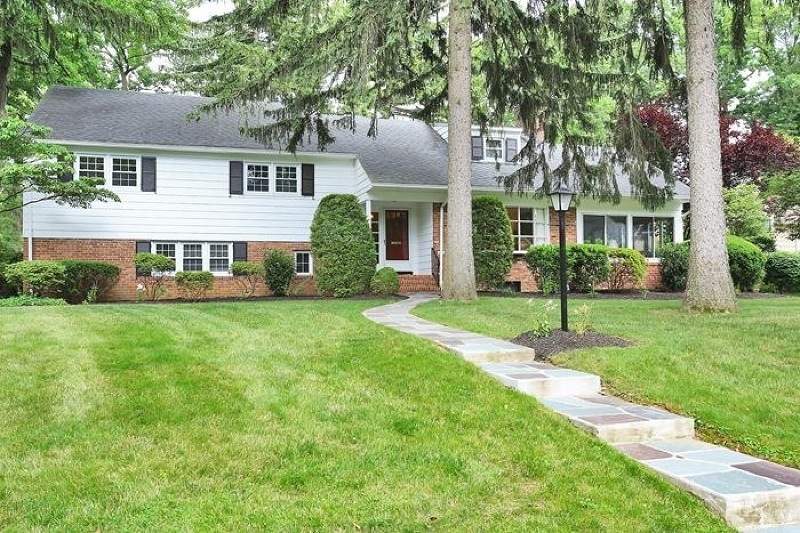 701 Dartmoor, Westfield, NJ 07090 - photo 1